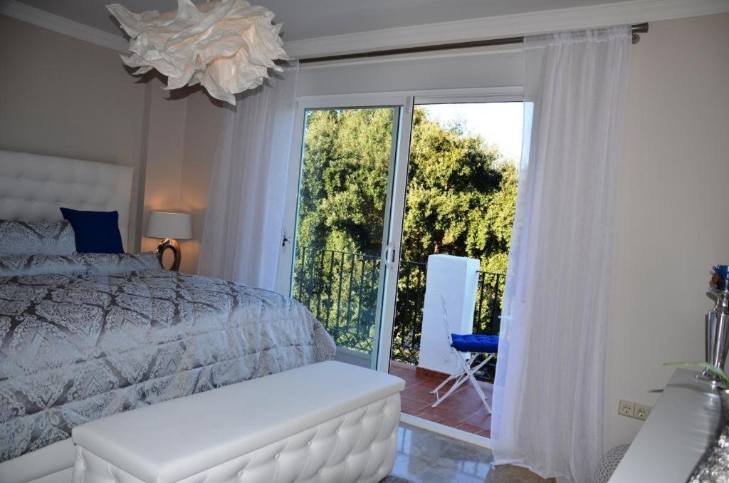 Penthouse Mit Privatem Jacuzzi In Marbella - La Mairena Leilighet Ojén Eksteriør bilde